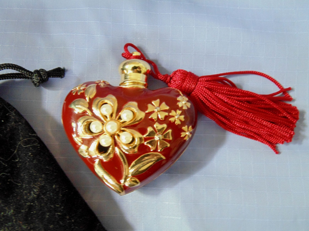 Mini Jeweled Perfume Bottle Red Enamel Heart Gold Tone Pearls Refillable Purse